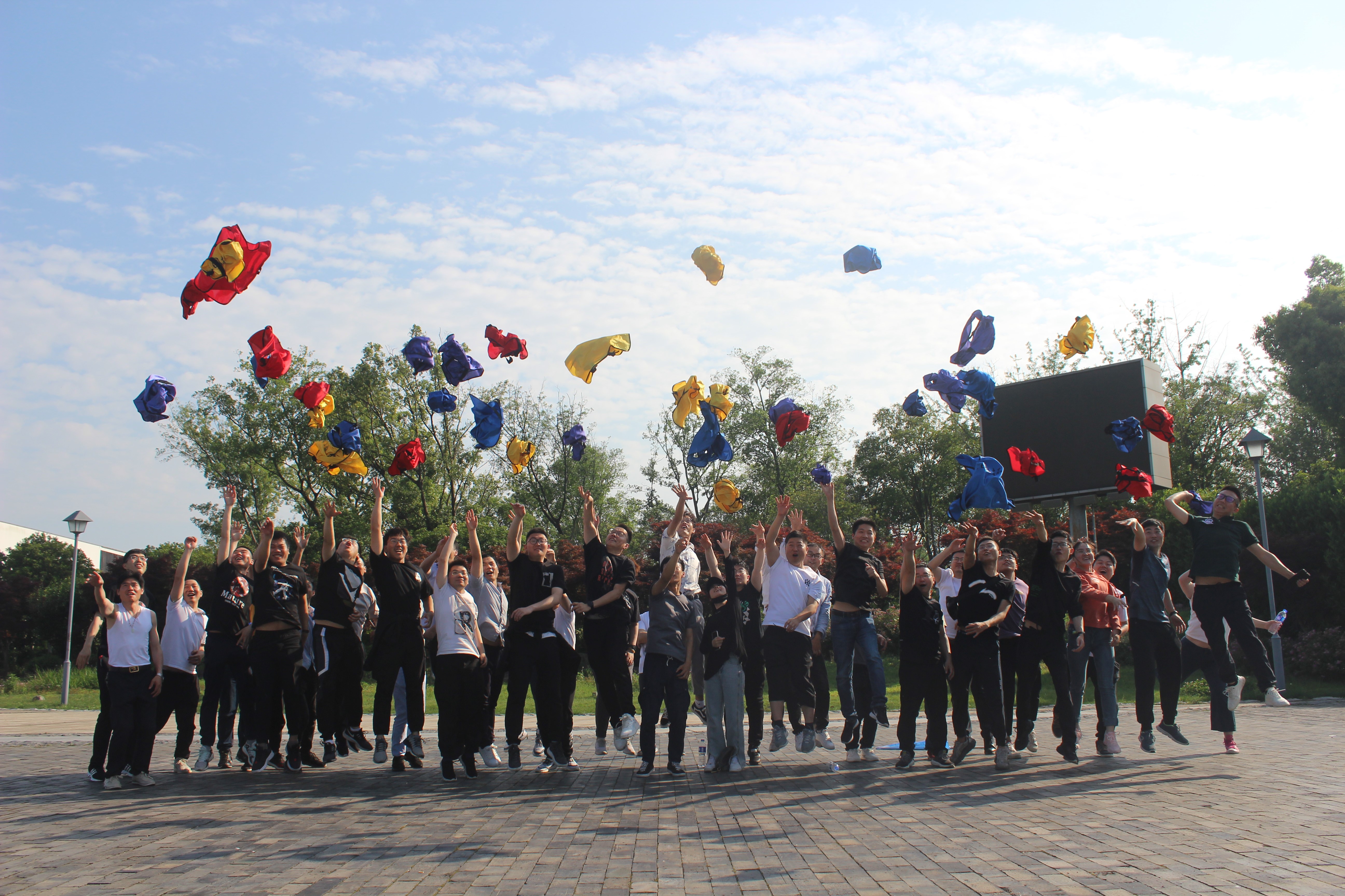 “激情挑戰(zhàn)，同心同行，熔煉團(tuán)隊(duì)，共創(chuàng)未來” 亨通智能第三屆拓展訓(xùn)練圓滿成功(圖7)